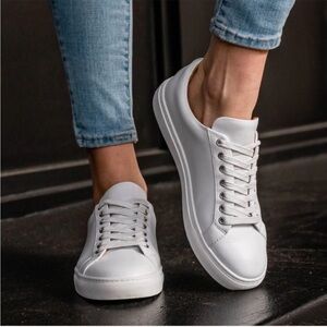 Thursday Women's Premier Low Top Sneakers | Size 11